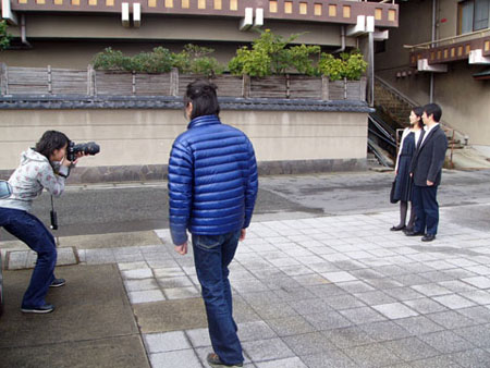 06